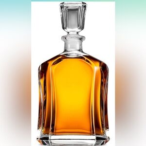 Bormioli Rocco Capitol Glass Decanter, Geometric Stopper, 23.75 oz Whiskey ITALY